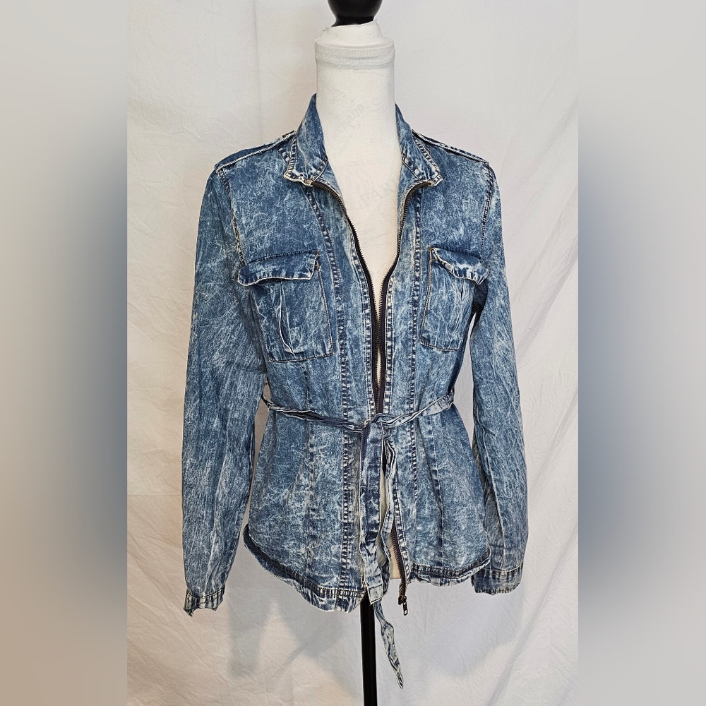*LIKE NEW* Glam Dollz Shirt/Jacket